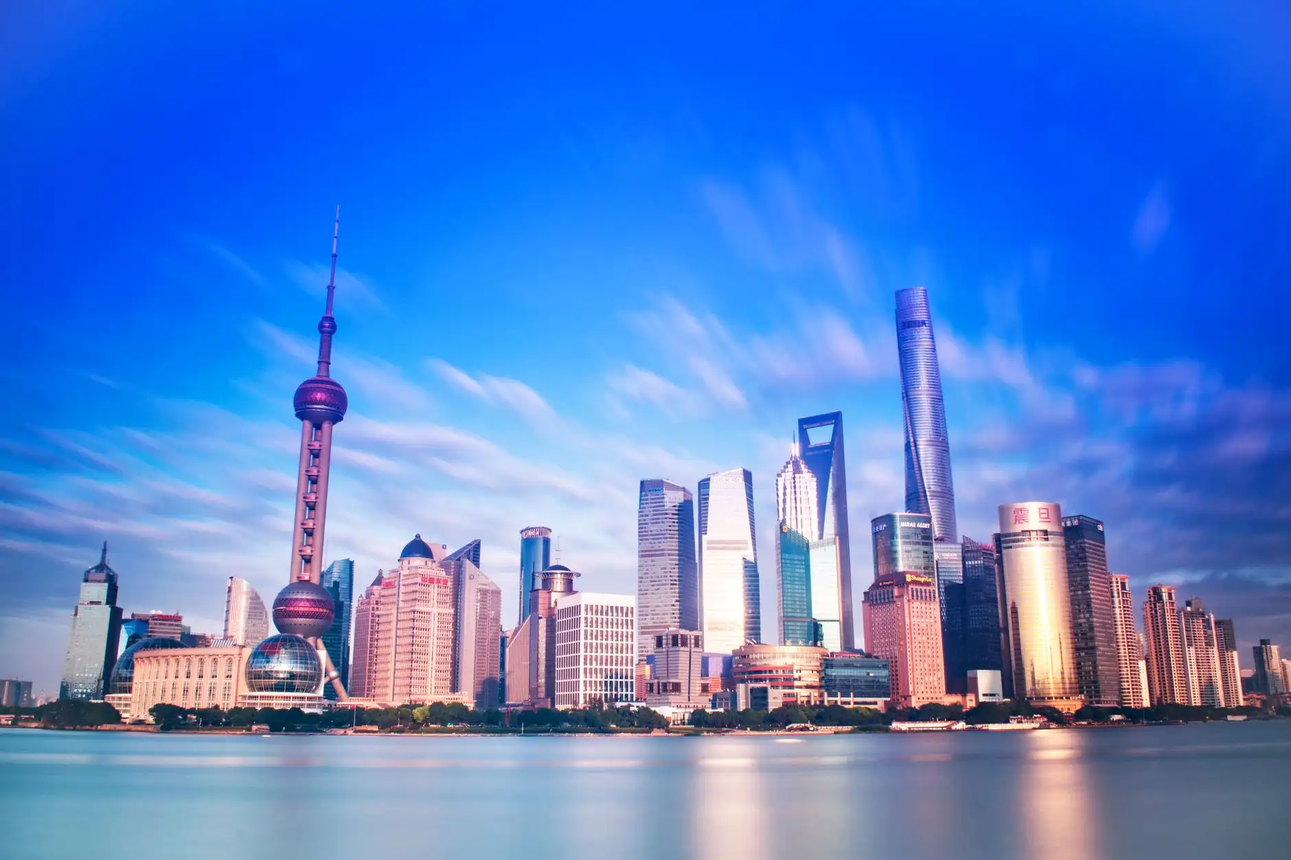 2025年健康管理行业政策新规解读：企业合规要点与趋势分析